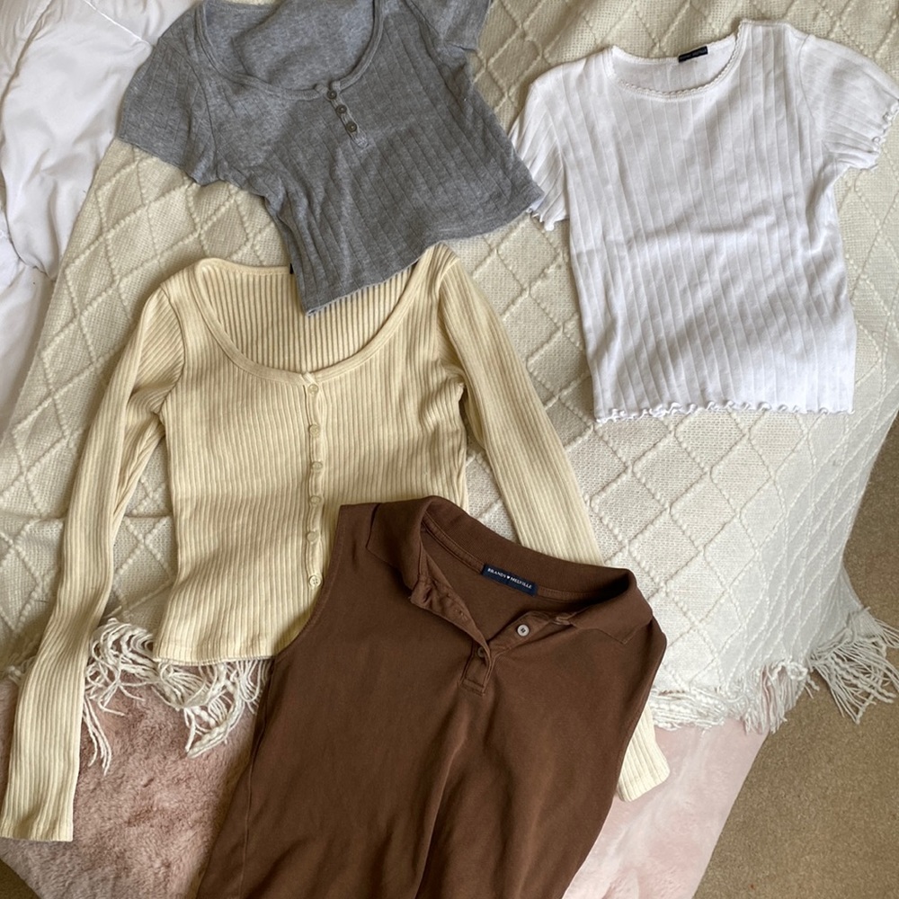 Brandy Melville top bundle